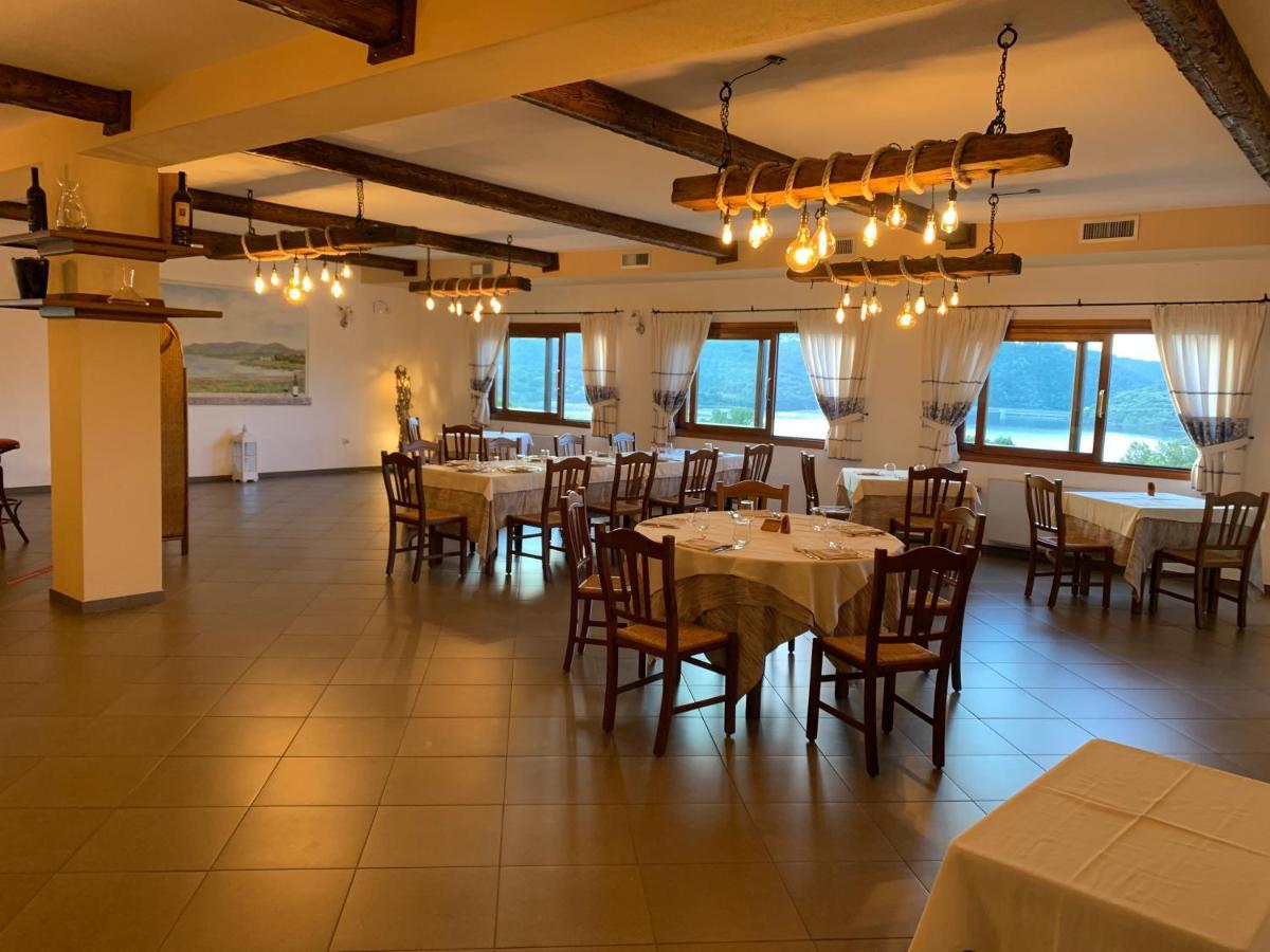 Hotel Valkarana Country Relais (Adults Only) Сант'Антонио-ди-Галлура Экстерьер фото