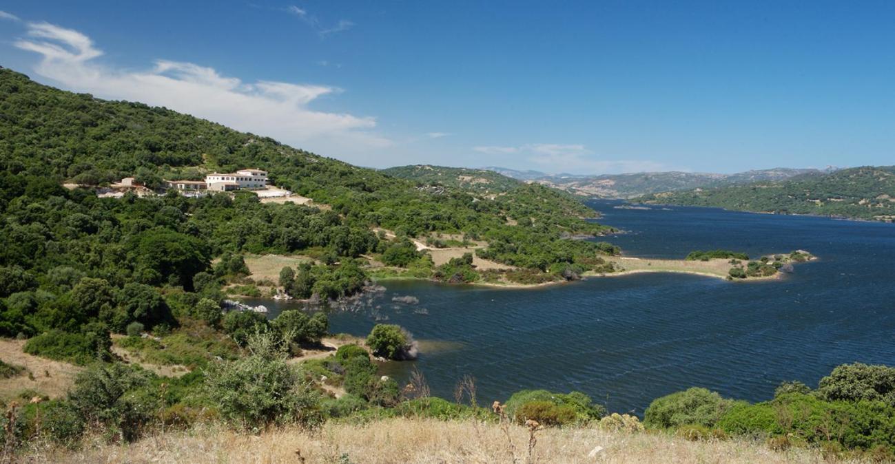 Hotel Valkarana Country Relais (Adults Only) Сант'Антонио-ди-Галлура Экстерьер фото