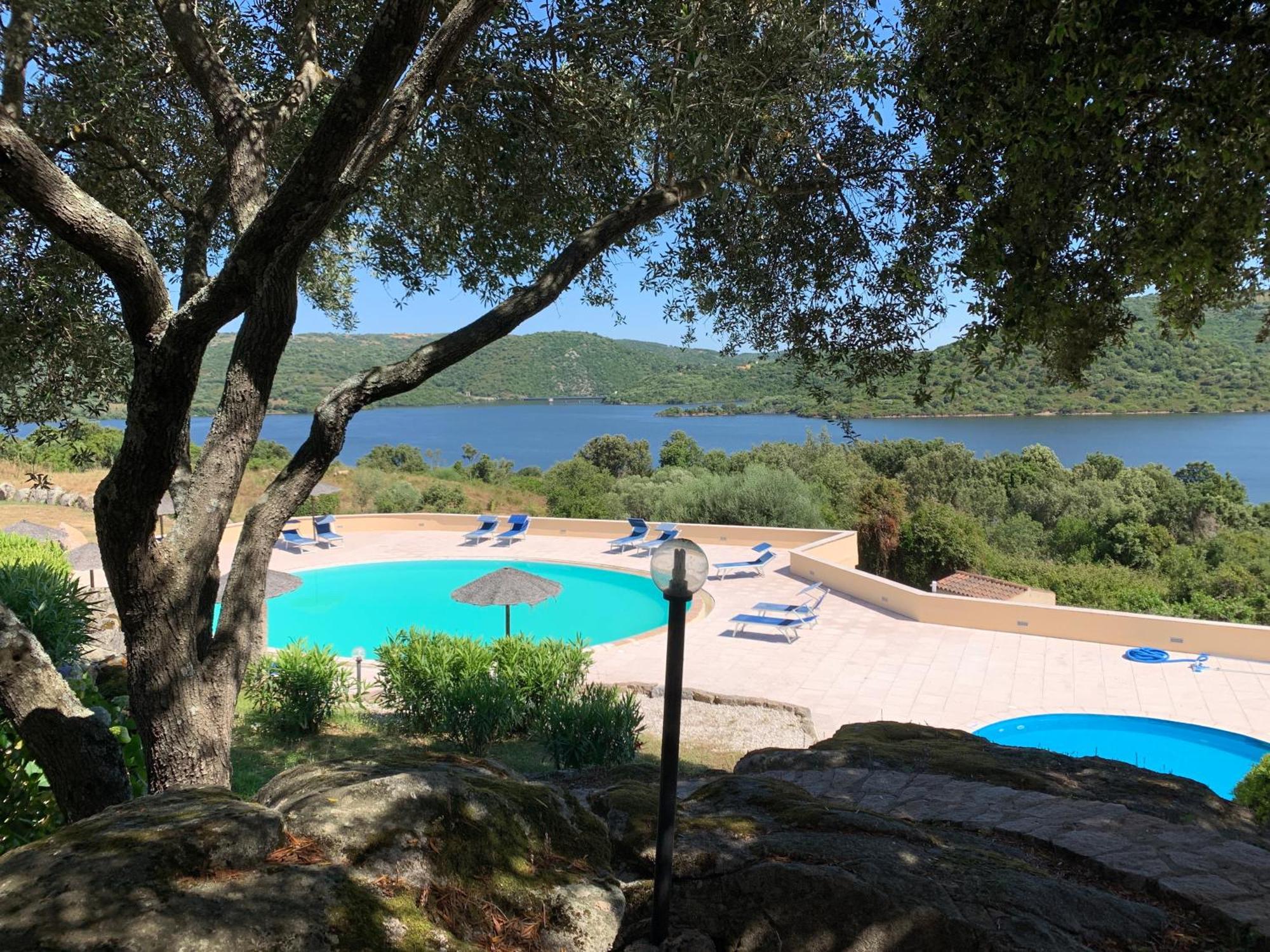 Hotel Valkarana Country Relais (Adults Only) Сант'Антонио-ди-Галлура Экстерьер фото